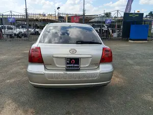 Toyota Avensis 2007 Silver