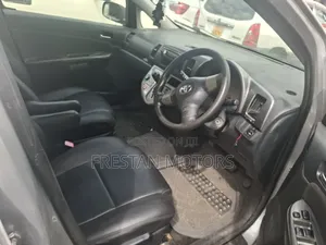 Toyota Wish 2003 Silver