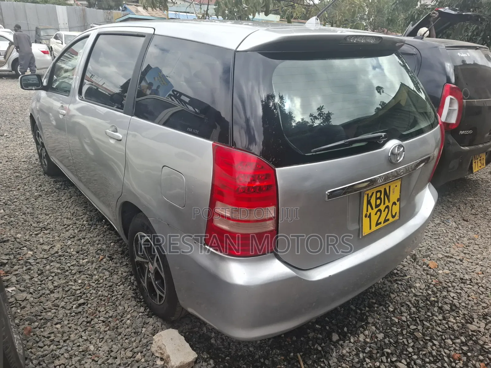Toyota Wish 2003 Silver