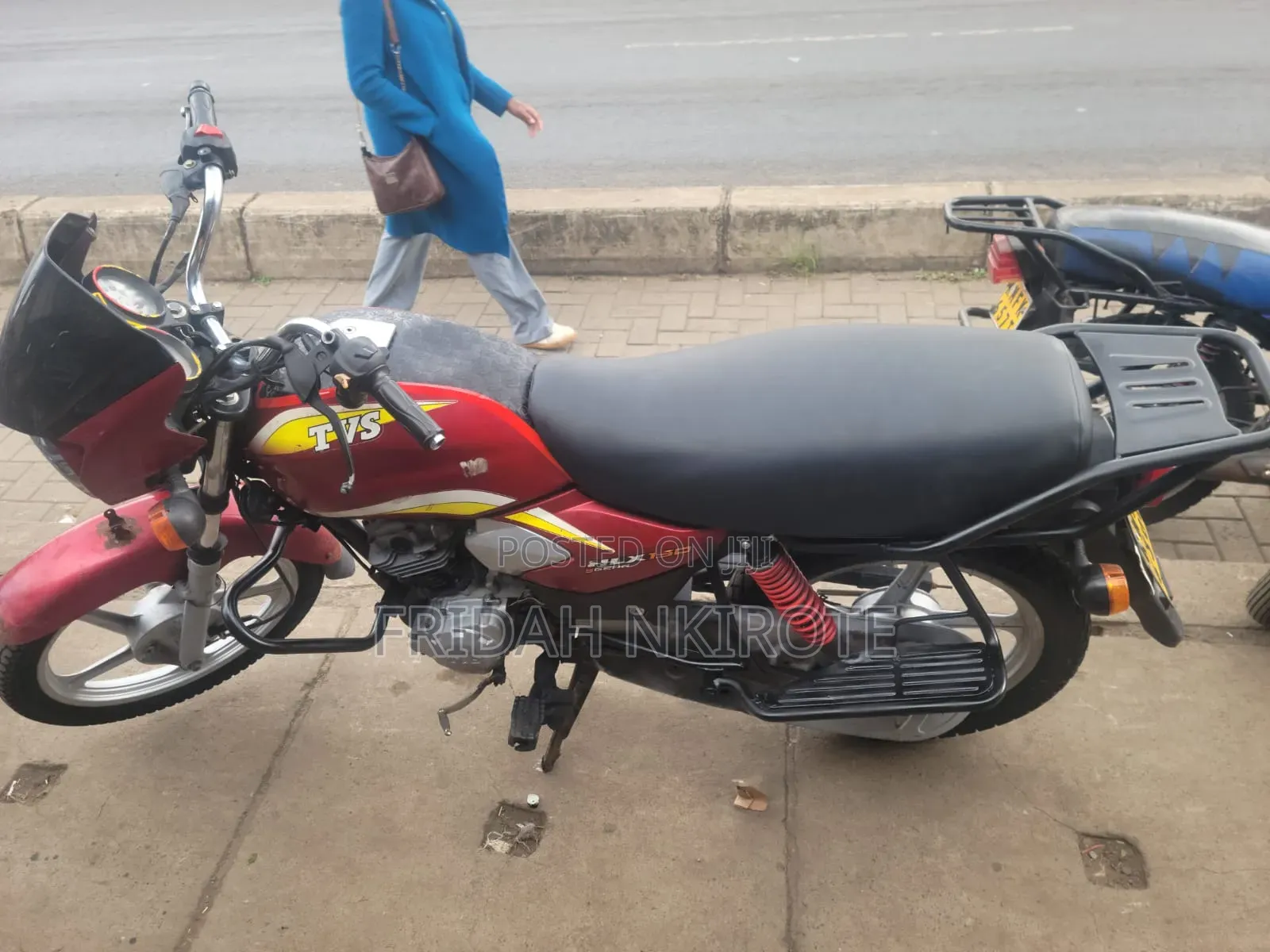 TVS HLX Plus ES 2024 Red