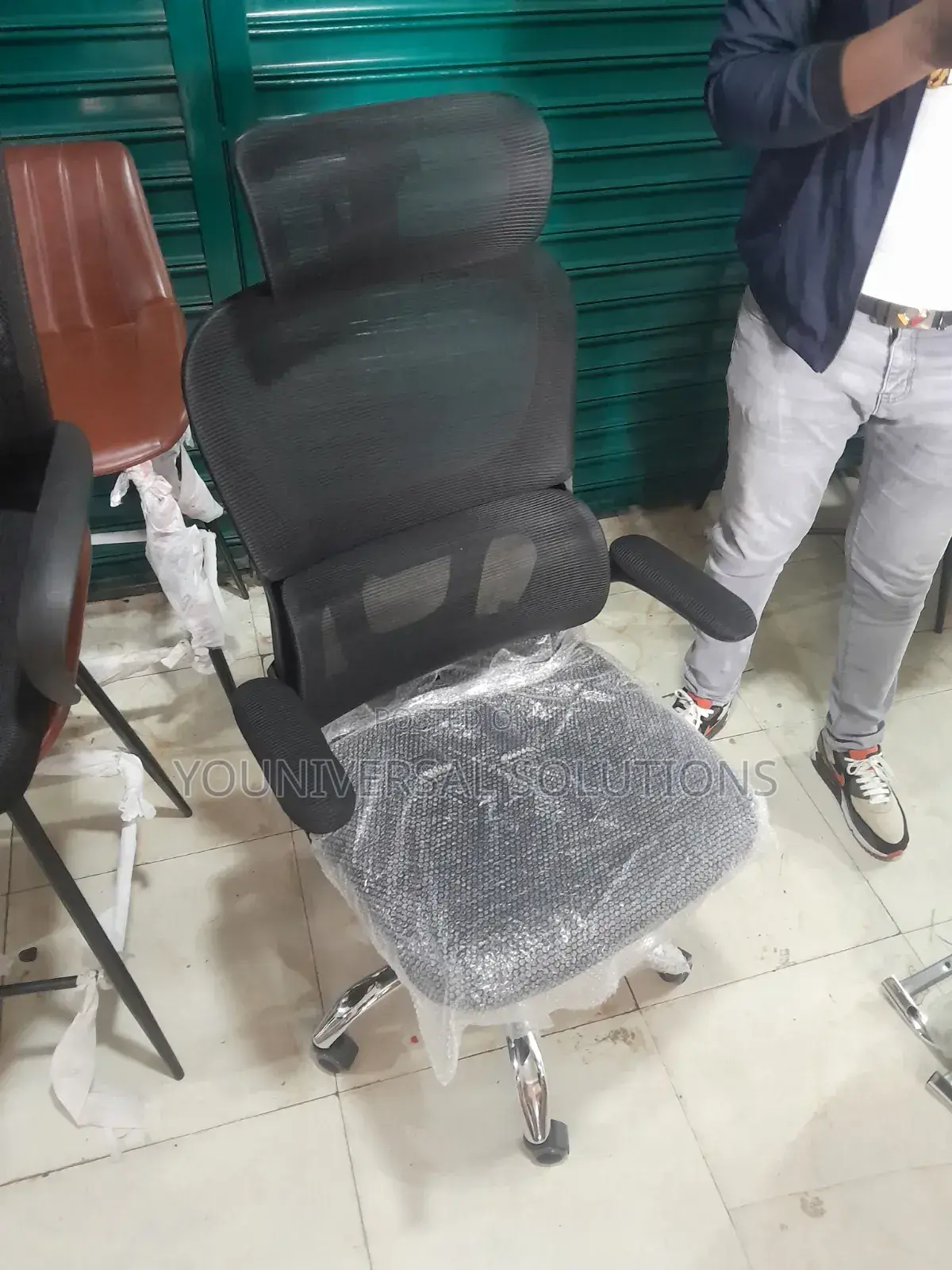 Orthopedic High Back Mesh Office Chair Managerial Headrest Chair
