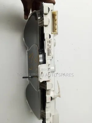 Toyota Hilux 2007 Petrol Speedometer