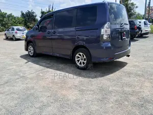 Toyota Voxy 2007 Blue