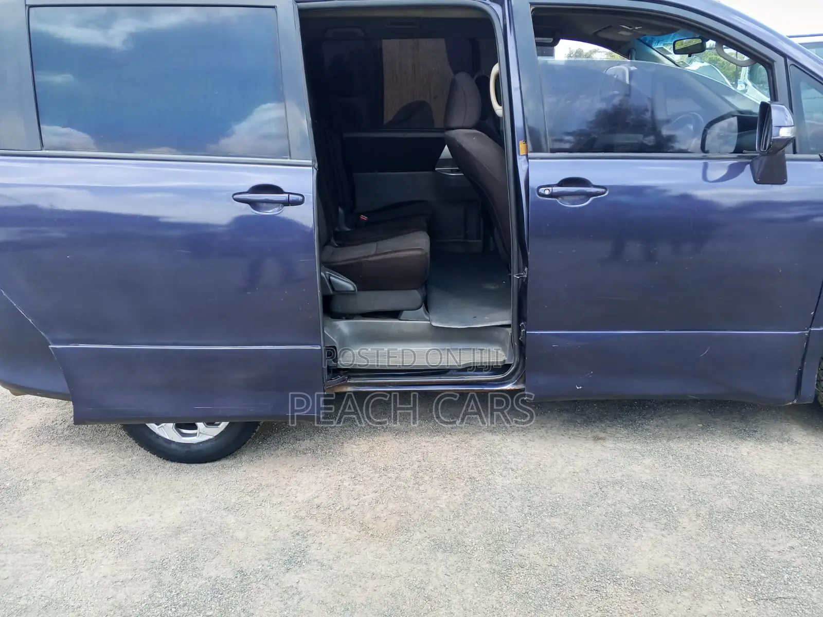 Toyota Voxy 2007 Blue