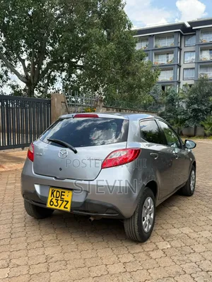 Mazda Demio 2015 Silver