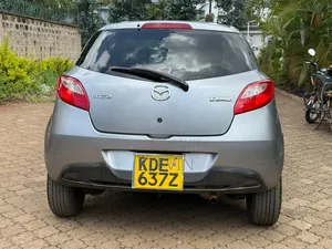 Mazda Demio 2015 Silver