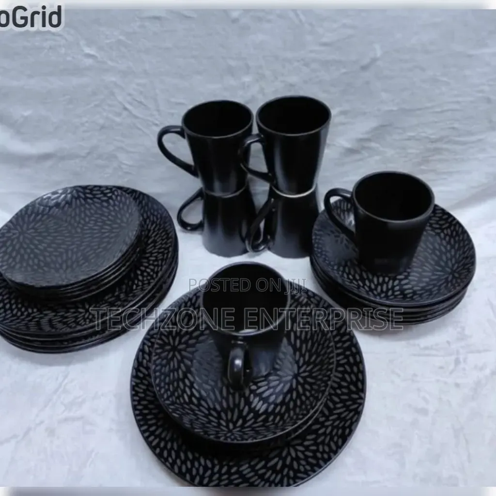 High Quality 24 PCS Black Leaf Ceramic Dinner Set 