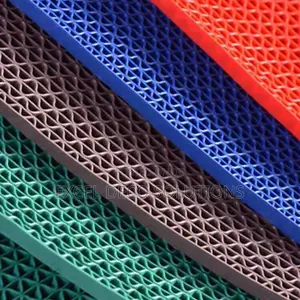 S Mats – Heavy Duty Flooring for Wet Environments