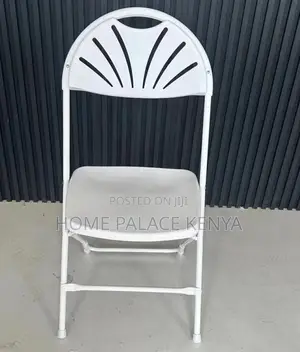 Foldable Chair: Outdoor Multi-Purpose Plastic Folding Chair