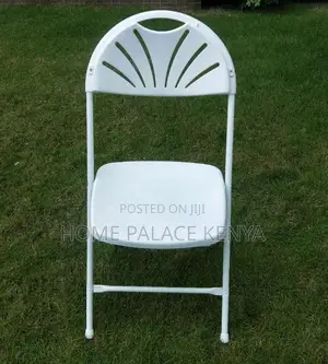 Foldable Chair: Outdoor Multi-Purpose Plastic Folding Chair