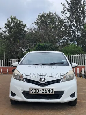 Toyota Vitz 1.0 FWD 5dr 2014 White