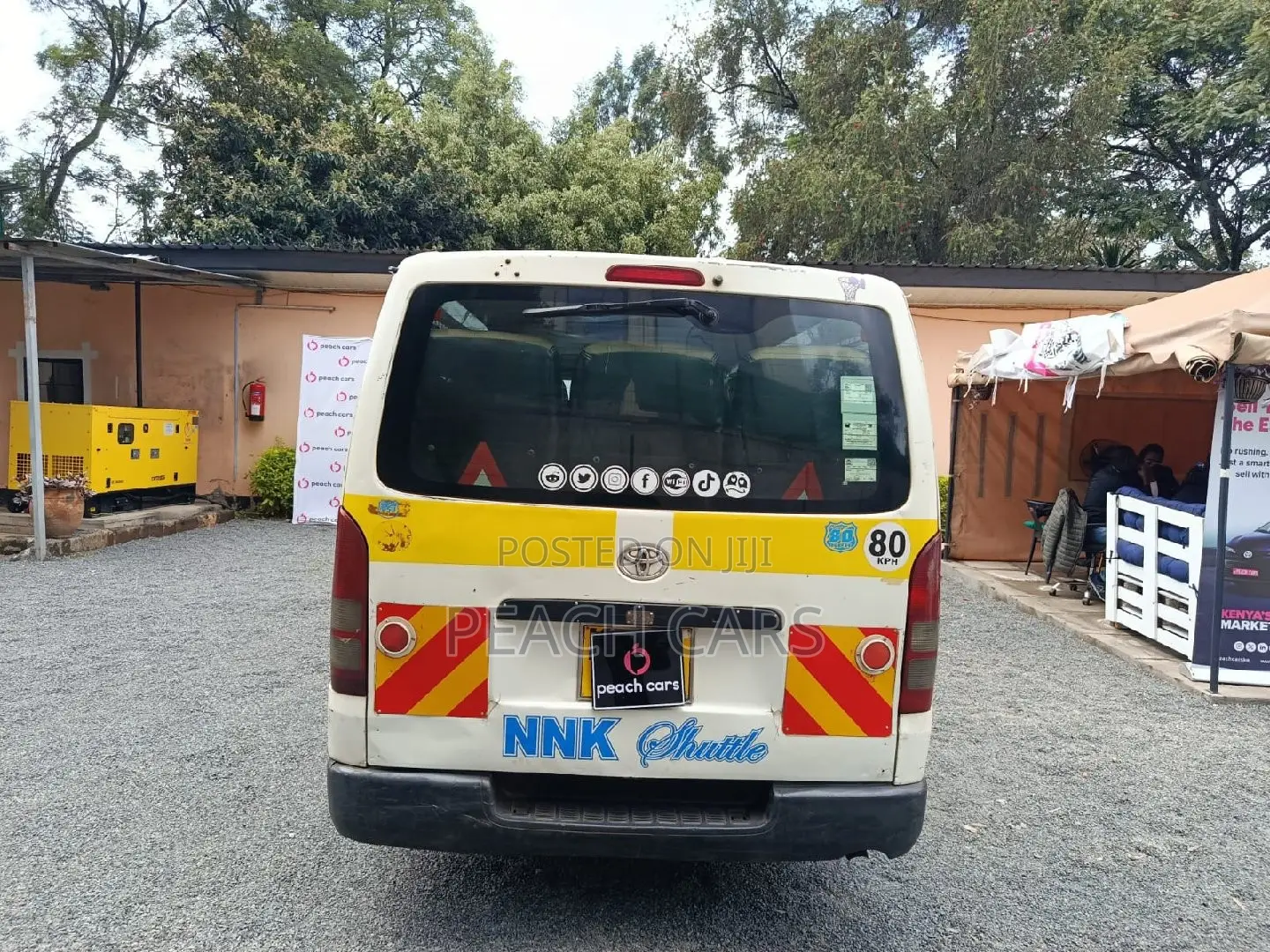 Toyota HiAce 2006 White