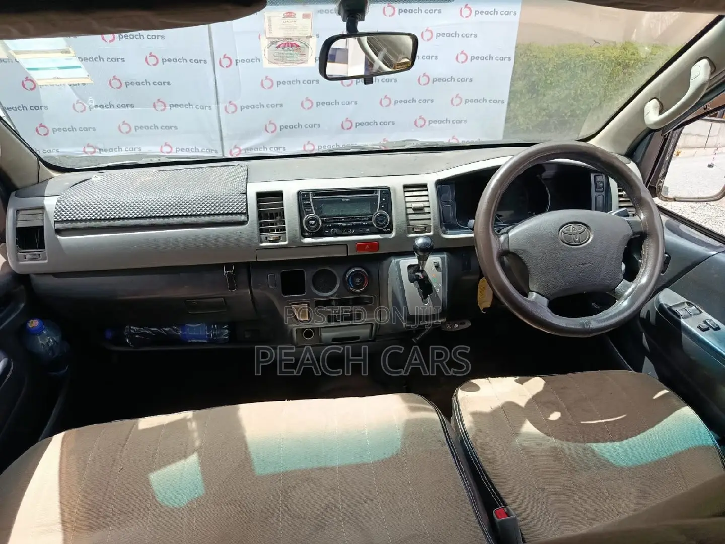 Toyota HiAce 2006 White