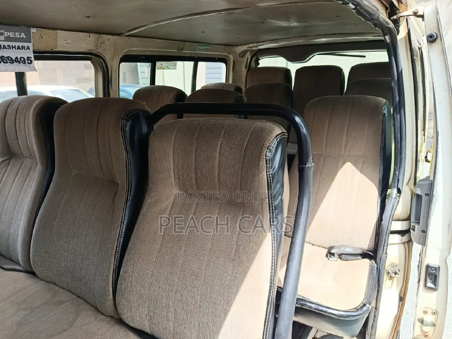 Toyota HiAce 2006 White