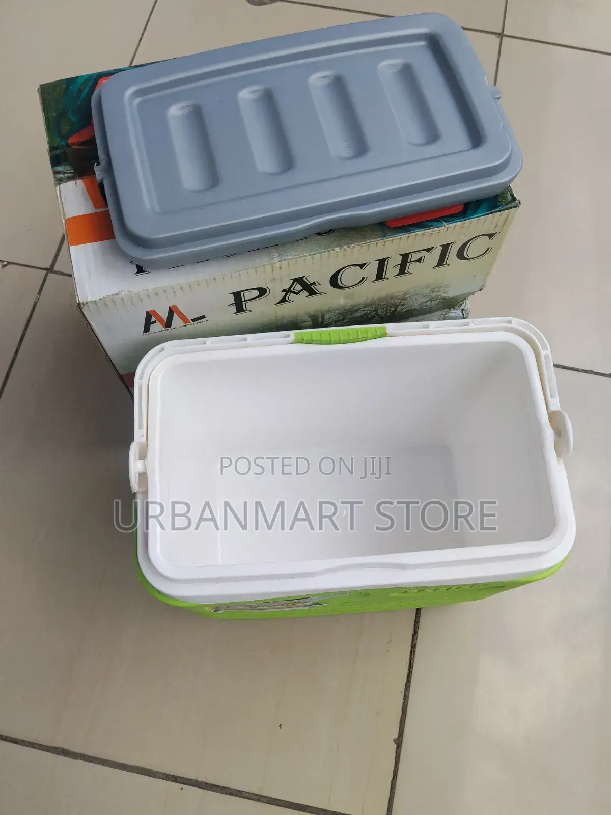 Pacific 10 Litres Picnic Cooler Box With Handle