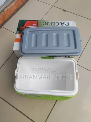 Pacific Portable Cooler Ice Chest 10 Litres Box