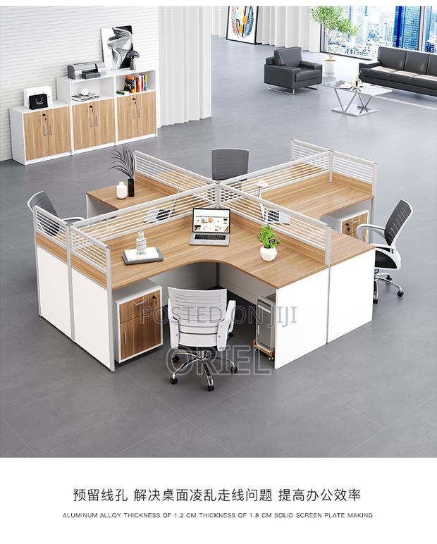 Office Workstation : 4-way Curved Cubicle Modular Office Workstation. - thumbnail 7