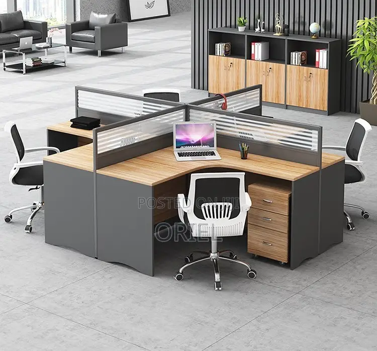 Office Workstation : 4-way Curved Cubicle Modular Office Workstation.