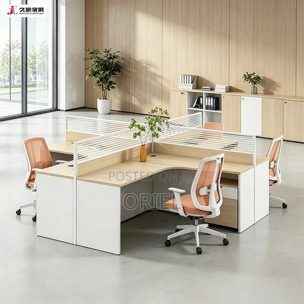 Office Workstation : 4-way Curved Cubicle Modular Office Workstation. - thumbnail 18