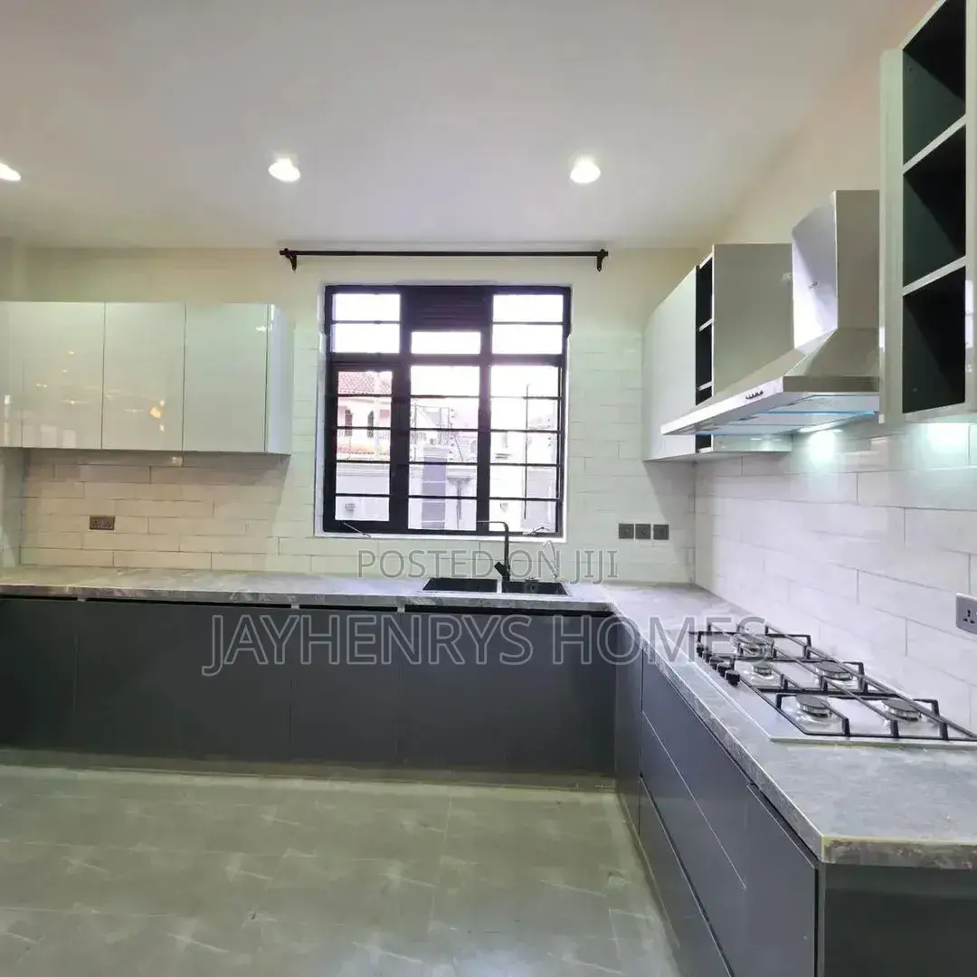 4bdrm House in Membley Estate for sale