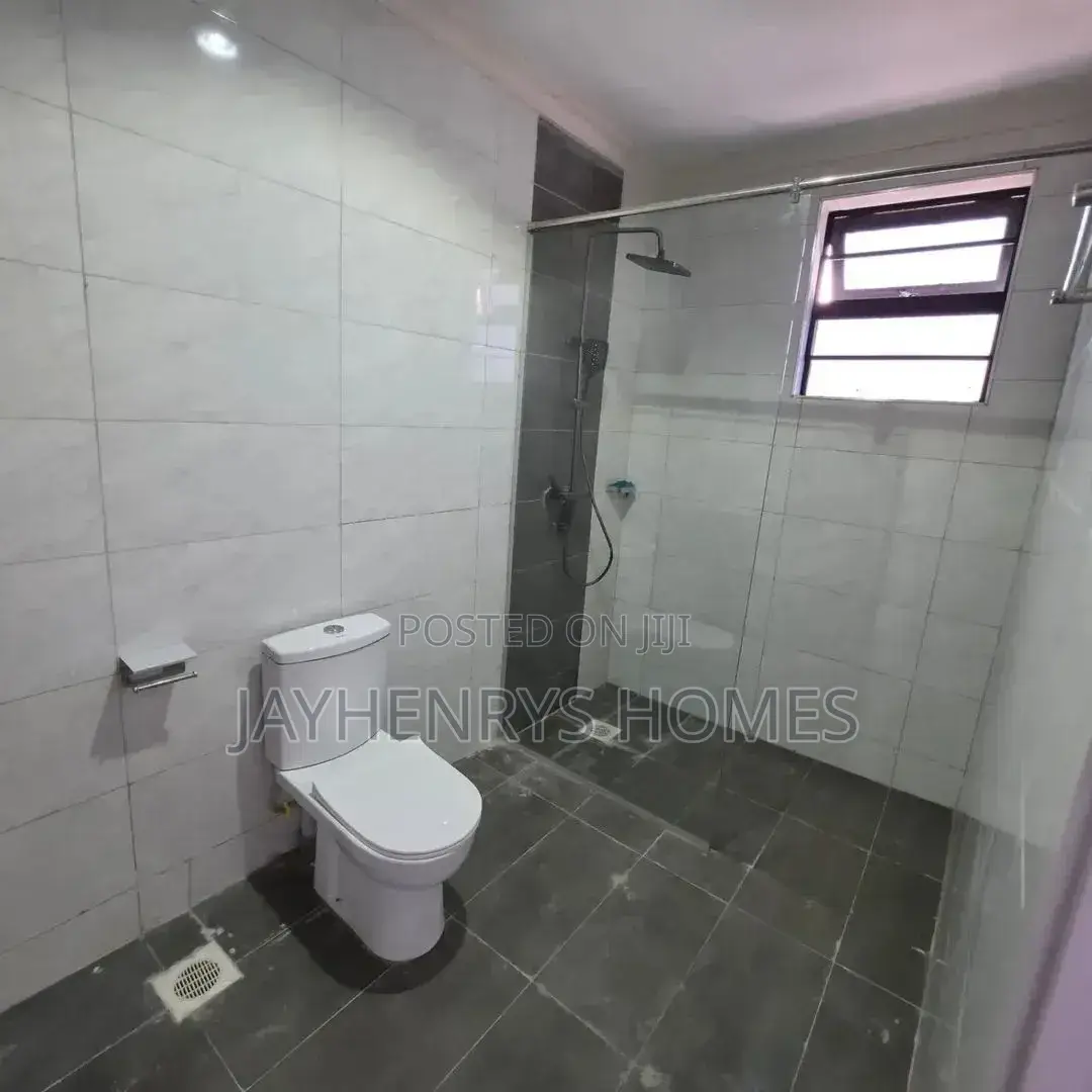 4bdrm House in Membley Estate for sale