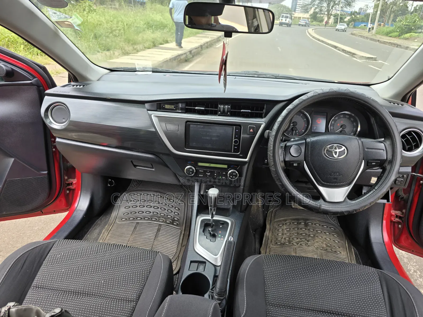 Toyota Auris 2013 Red