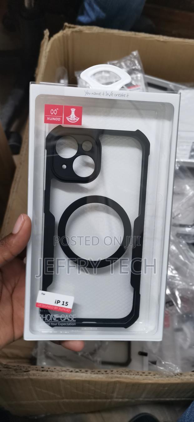iPhone 15 Transparent Back and Black Shockproof Bumper Cover