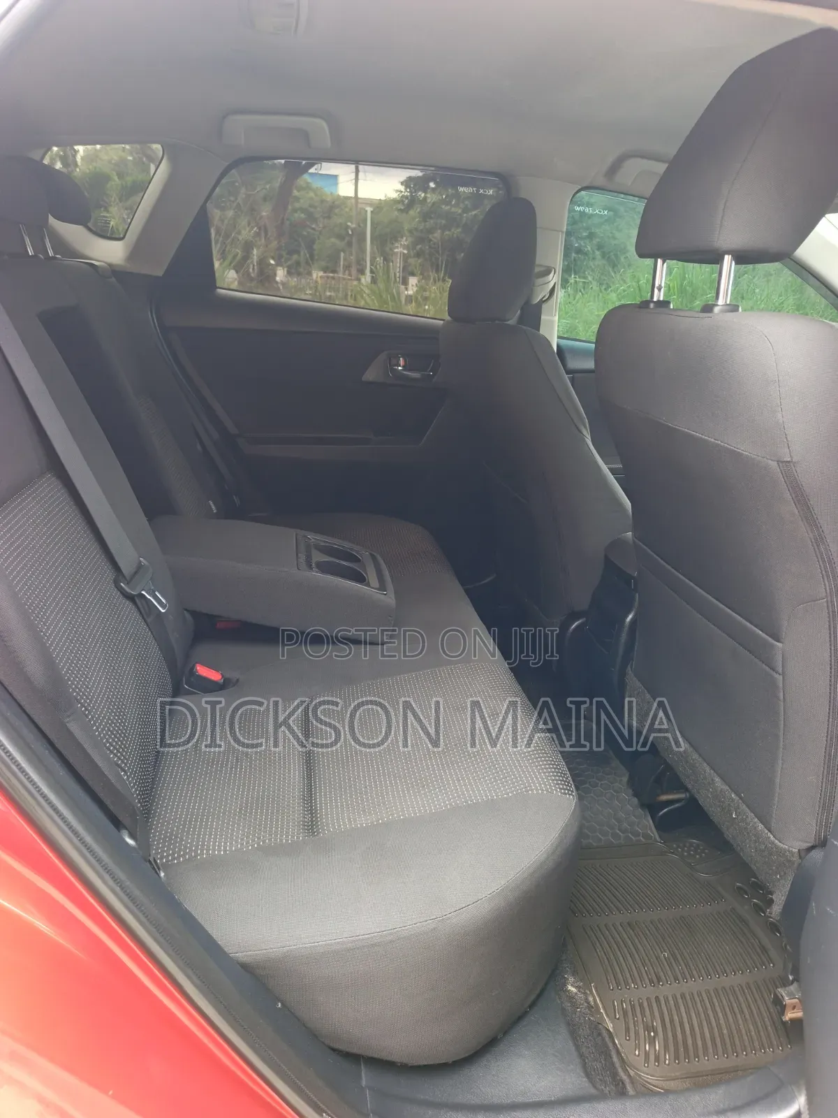 Toyota Auris 2013 Red