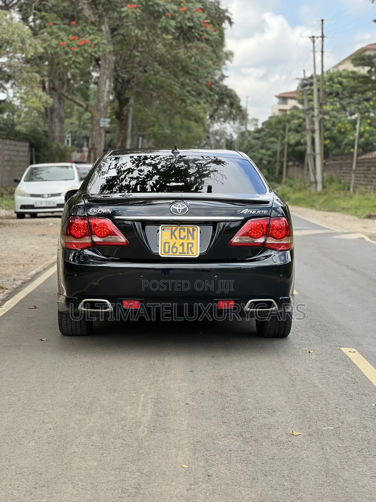 Toyota Crown 2010 Black