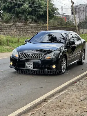 Toyota Crown 2010 Black