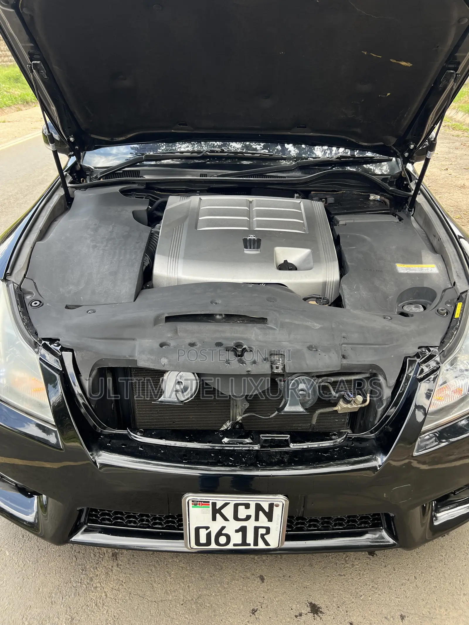 Toyota Crown 2010 Black