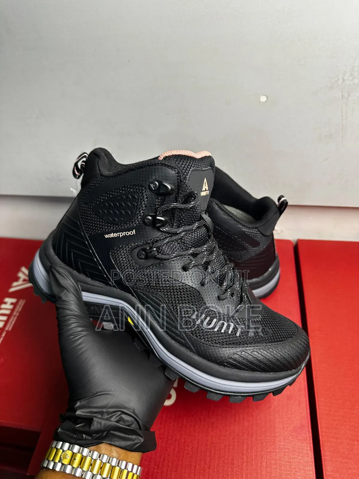 Humtto Waterproofhiking Boots 240783a-3*
Designed for Tough Outdoor
