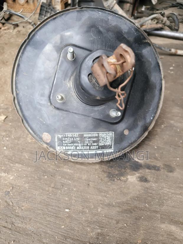 Brake Boosters, Master Cylinders, Brake Fluid Can - thumbnail 2