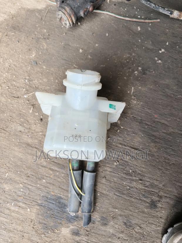 Brake Boosters, Master Cylinders, Brake Fluid Can - thumbnail 7