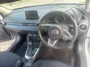 Mazda 2 2019 White