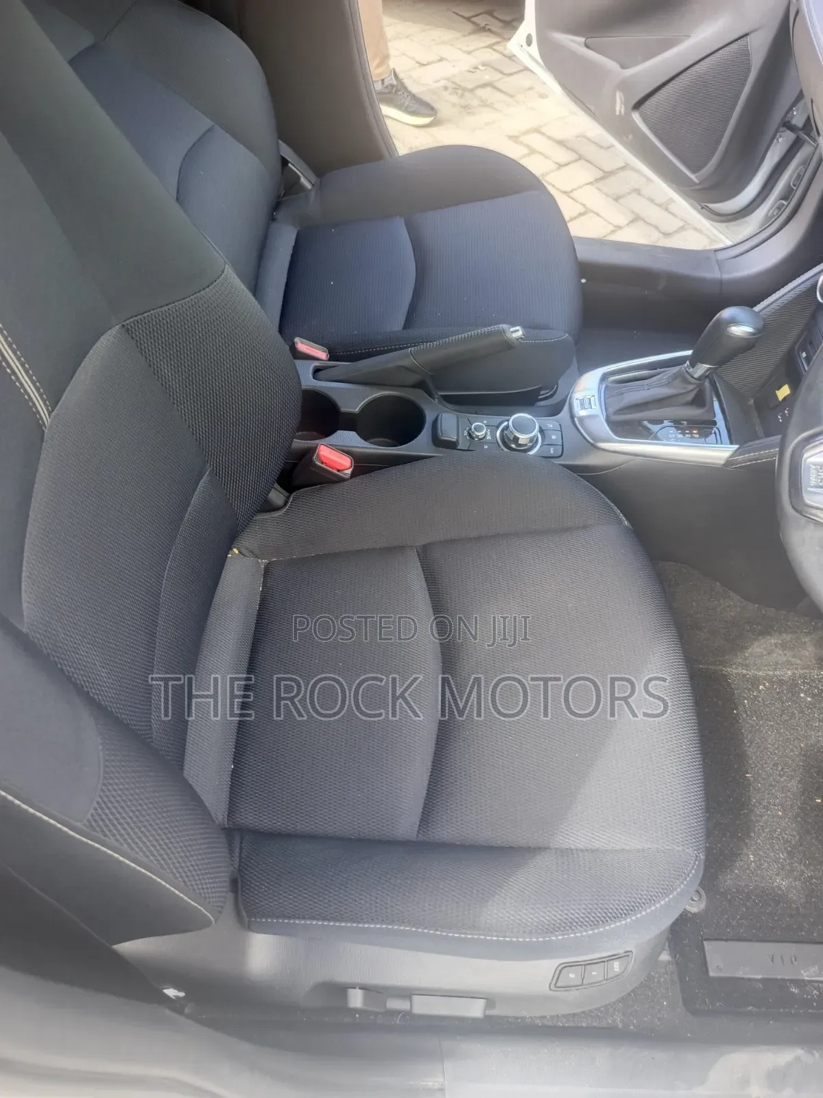 Mazda 2 2019 White