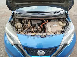 Nissan Note 2017 Blue