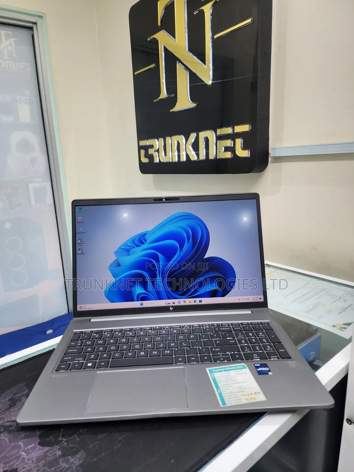 Laptop HP ZBook Power G9 i7 16GB Intel Core i7 HDD+SSD 512GB