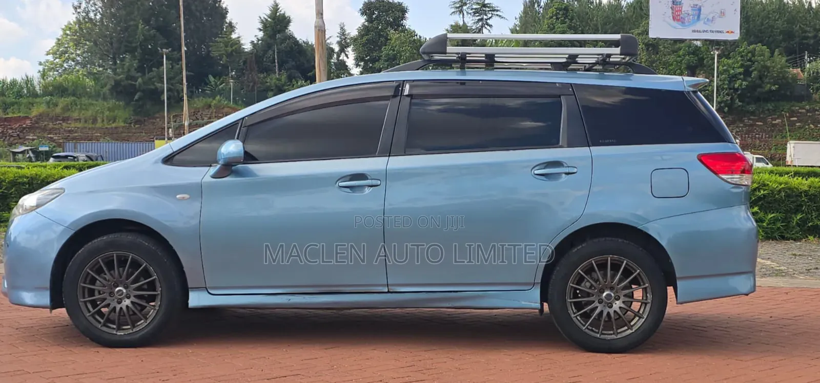 Toyota Wish 2011 Blue