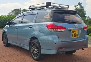 Toyota Wish 2011 Blue
