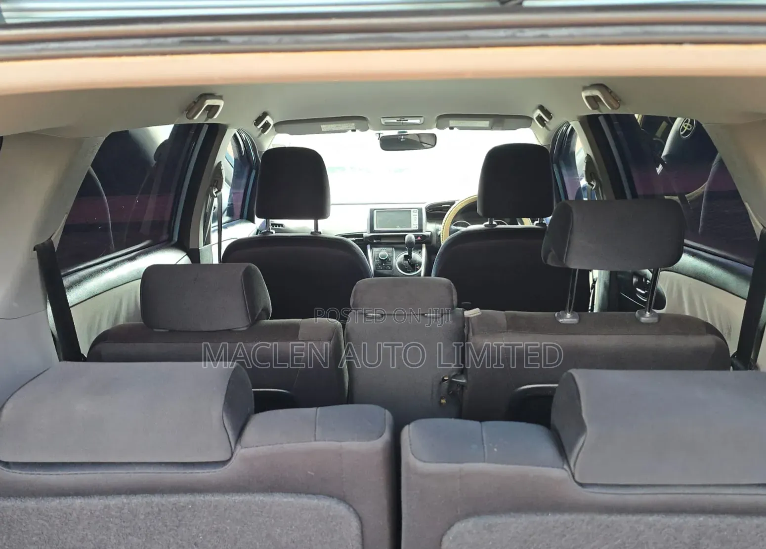 Toyota Wish 2011 Blue