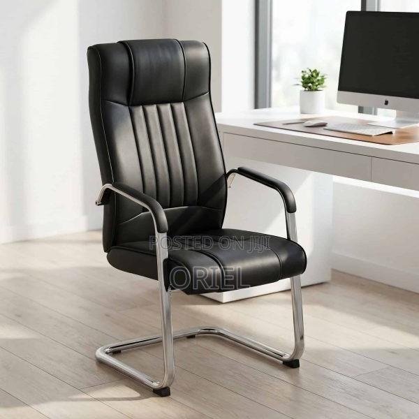 Office Chair : High-Back Office Visitor Chair