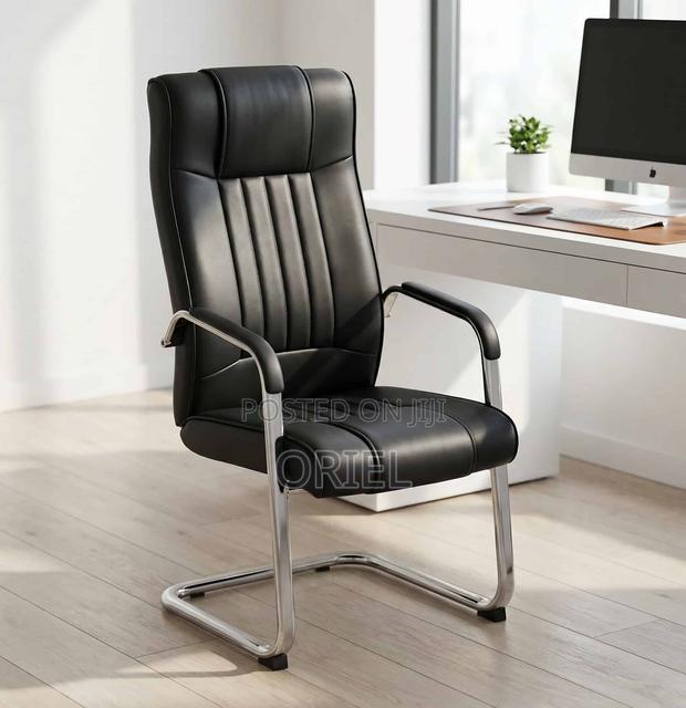 Office Chair : High-Back Office Visitor Chair - thumbnail 2