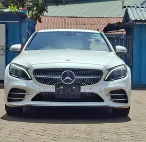 Mercedes-Benz C200 2019