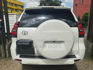 Toyota Land Cruiser Prado 2.8 2021 White