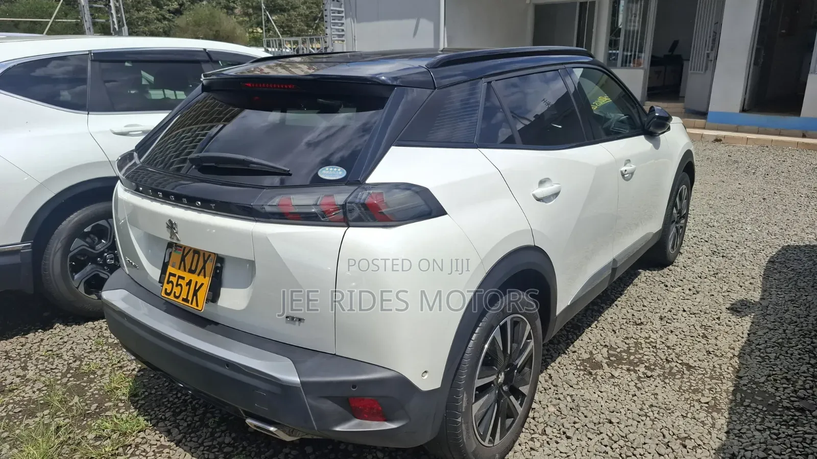 Peugeot 2008 1.2 PureTech (155 Hp) 2021 White