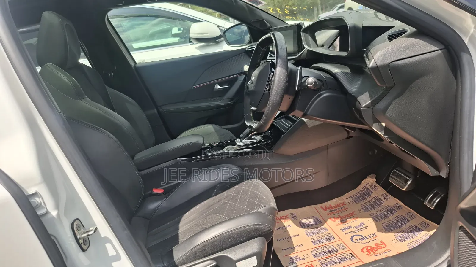 Peugeot 2008 1.2 PureTech (155 Hp) 2021 White