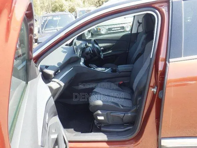 Peugeot 3008 2019 Orange