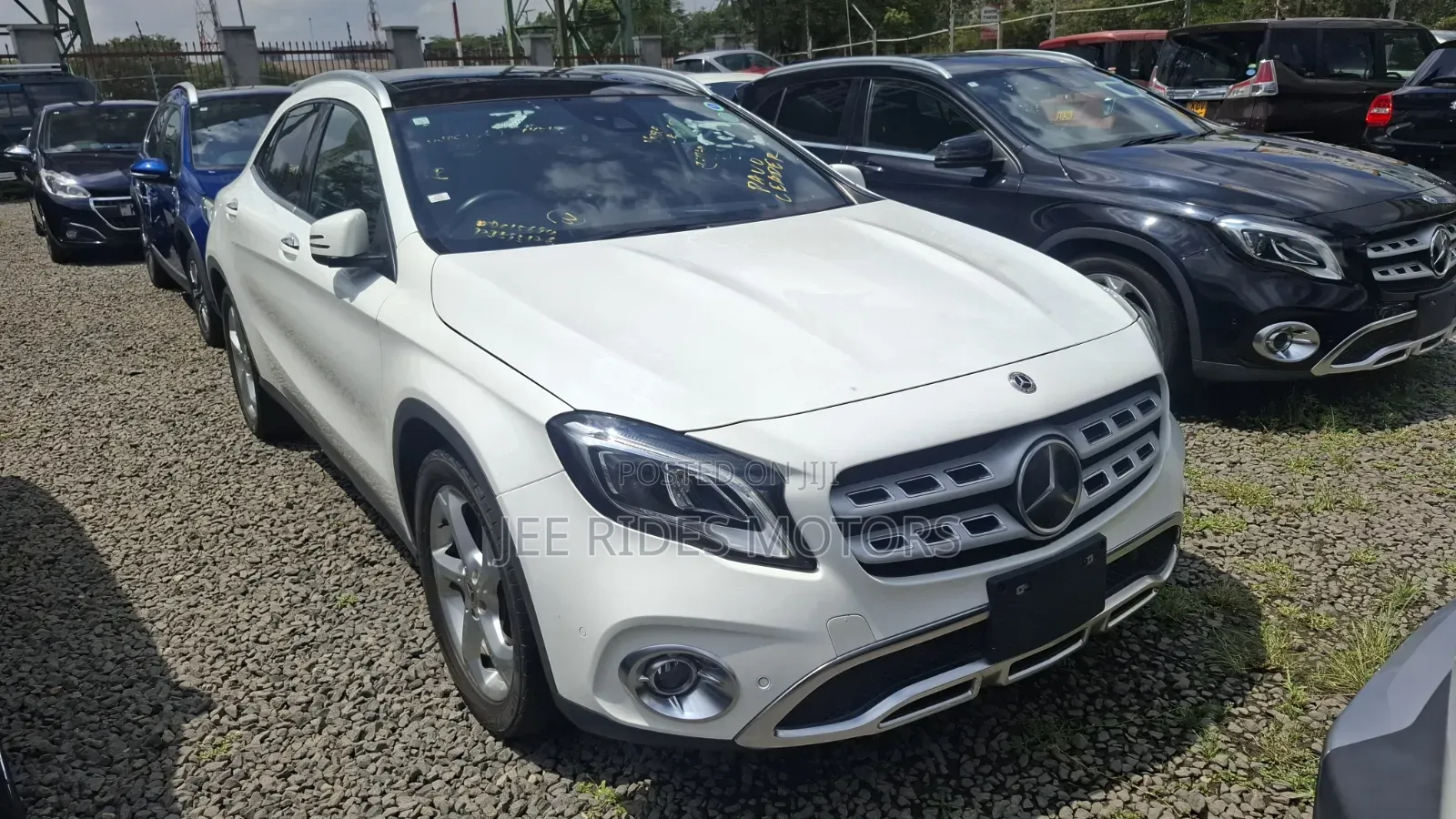 Mercedes-Benz GLA-Class 2019 White