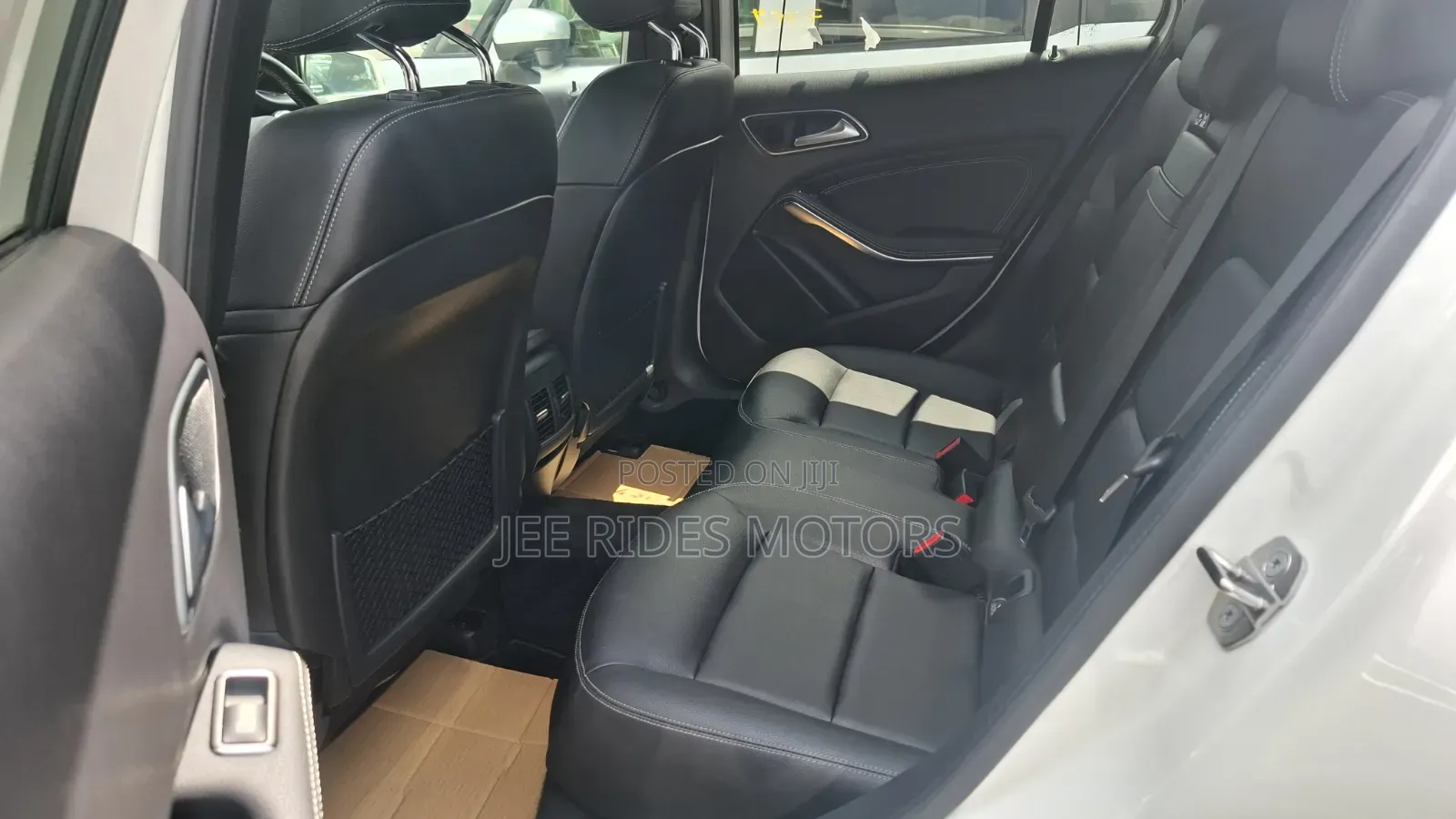 Mercedes-Benz GLA-Class 2019 White